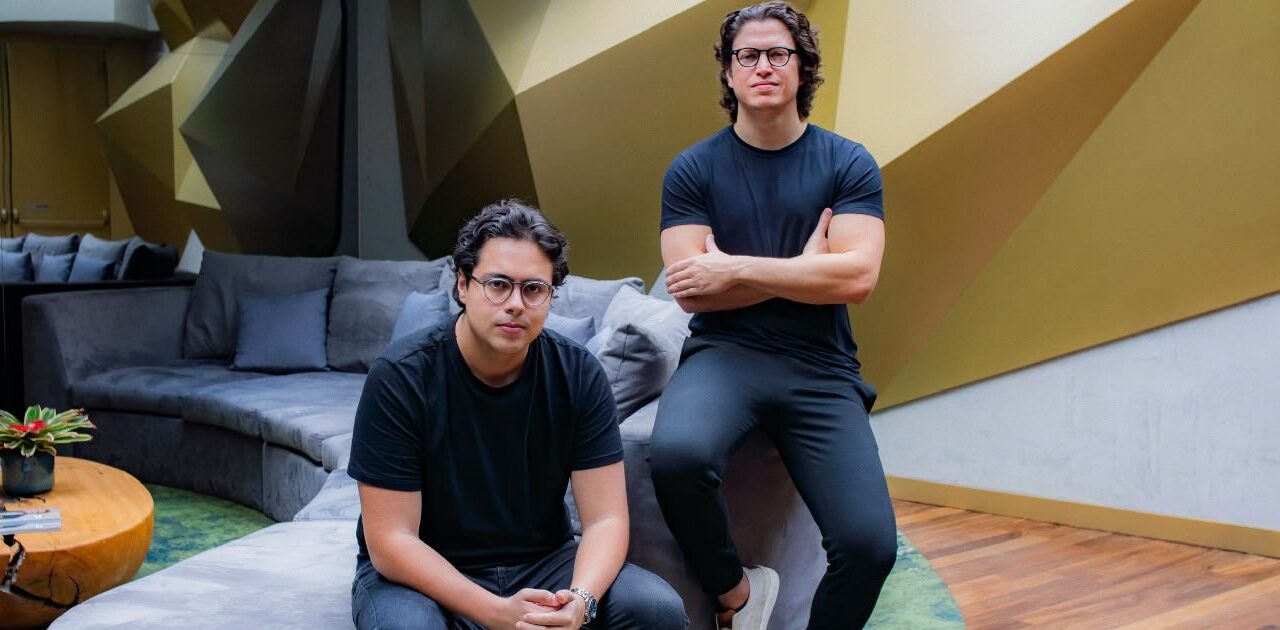 Cofundadores Rafael Fonseca (à direita) e Pedro Vinicius (à esquerda).
